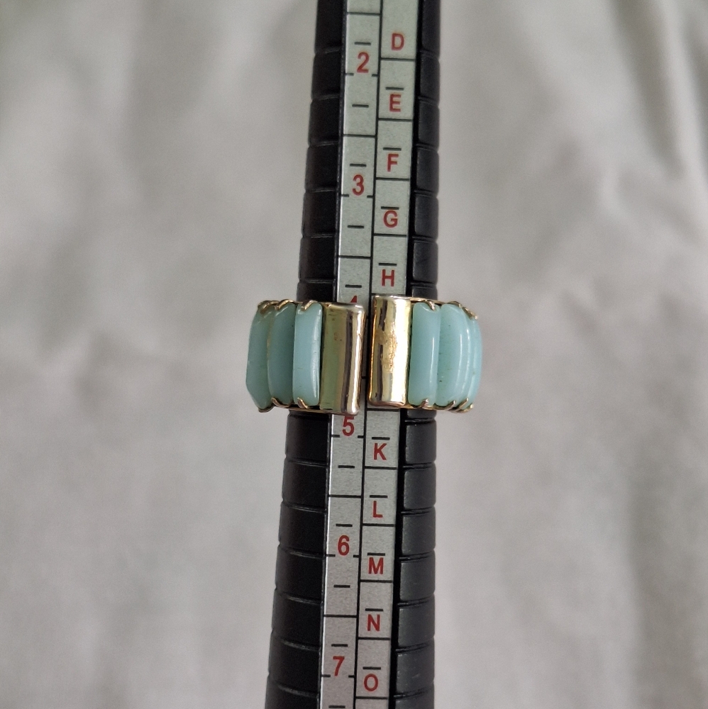 Gold Ring with Blue Baguette Stones - Picture 2 of 4
